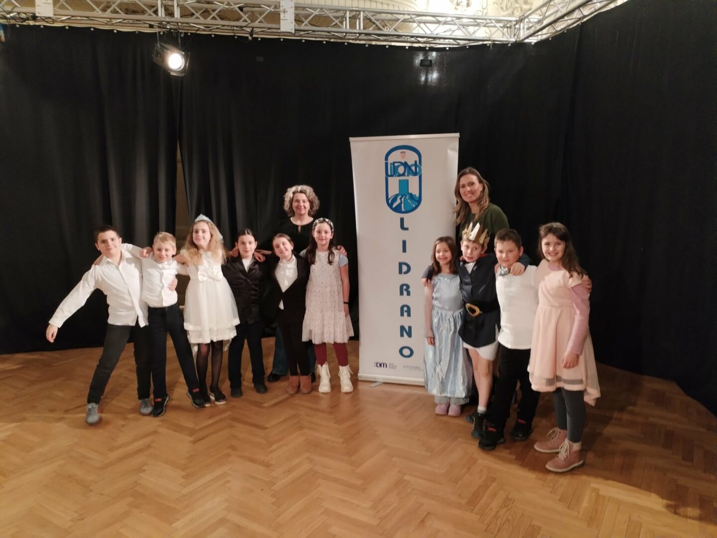 b5bc7946-caac-4763-8d0c-06e3dec1cd46